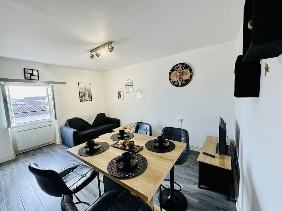 Ferienwohnung Isval Wifi-Hyper Centre Cognac Exterior foto